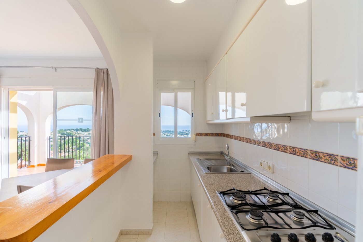 Bungalow adosado 1 dormitorio con vistas al mar en Calpe (Costa Blanca)