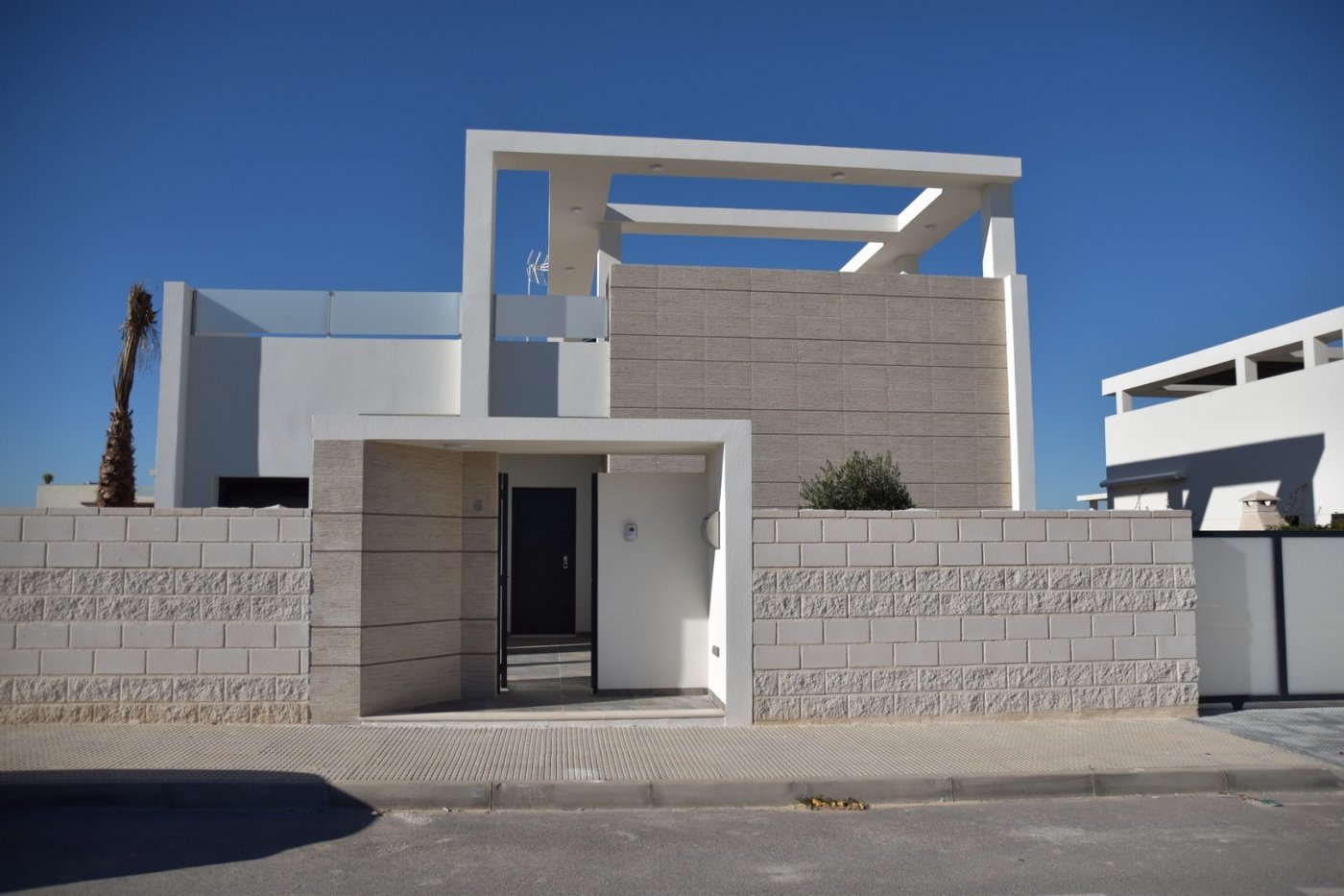 Villa en venta en Benijófar