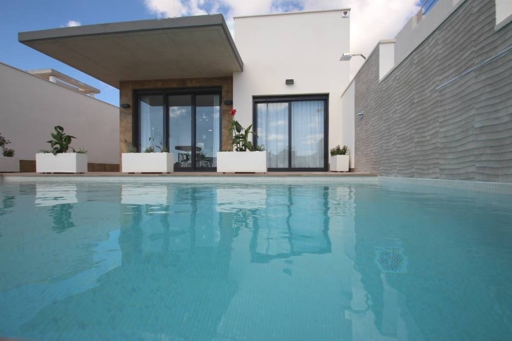 Villa for sale in San Miguel de Salinas