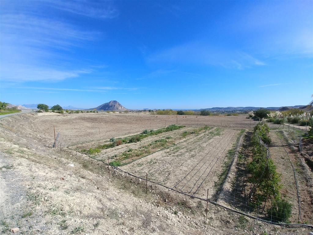 Country Property for sale in Alicante