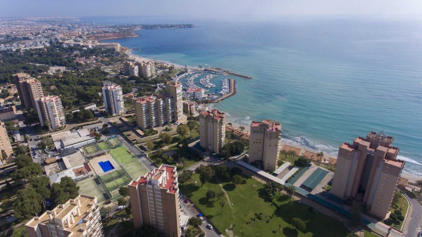 New luxury residential in Campoamor-Orihuela Costa (Alicante)