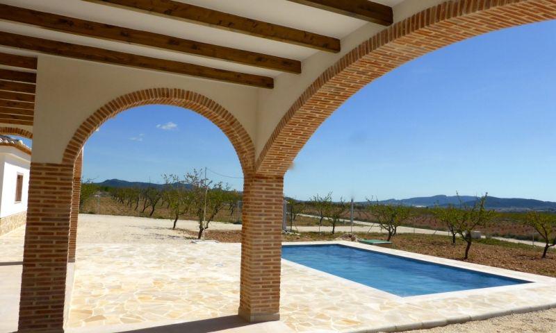 Villa for sale in Pinoso