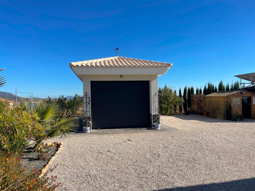 Villa en venta en Pinoso