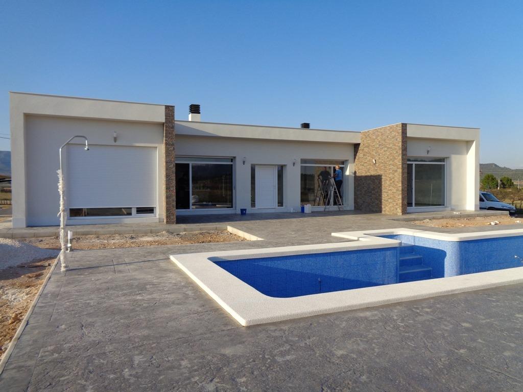 Villa for sale in Pinoso