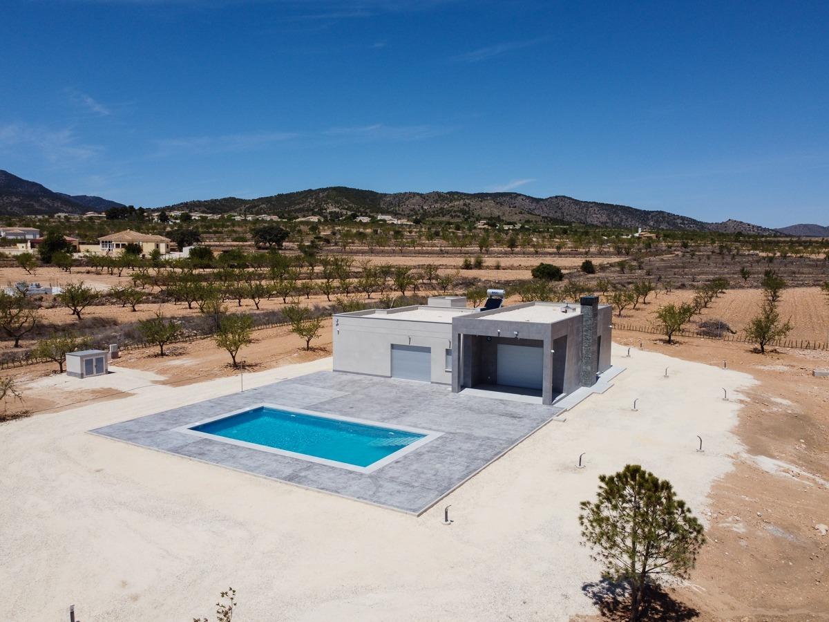 Villa for sale in Pinoso