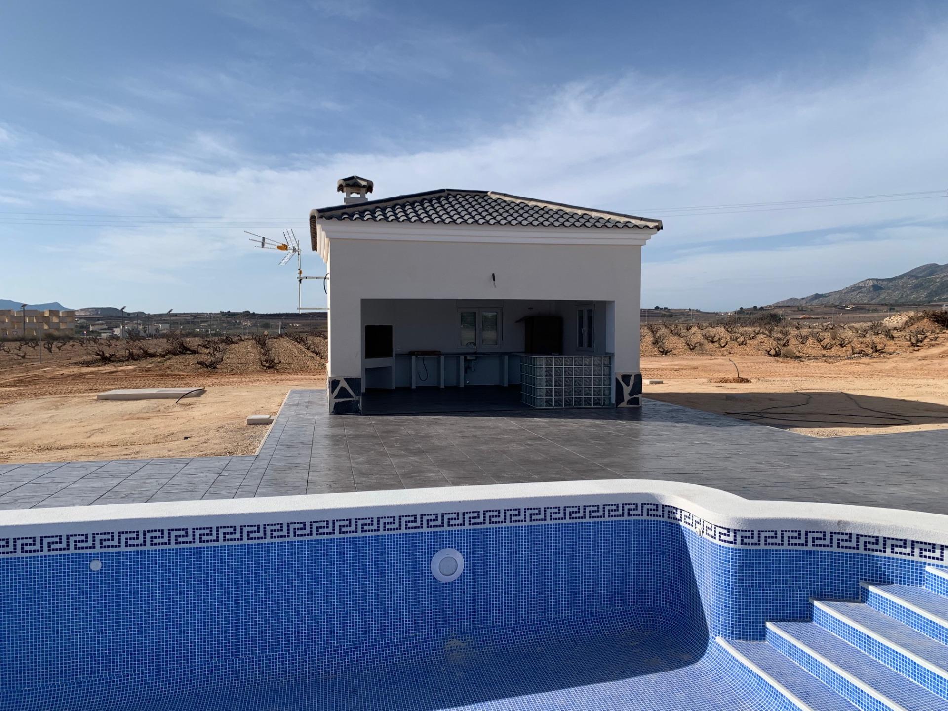 Villa for sale in Pinoso