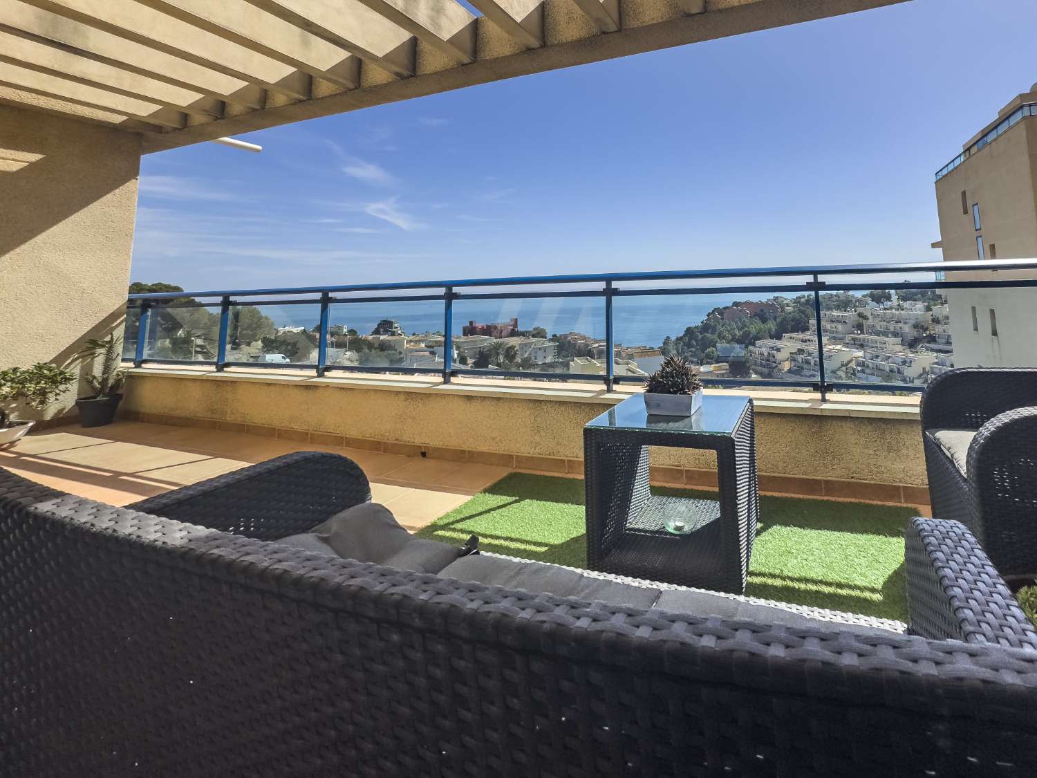 Penthouse triplex de luxe avec magnifique vue sur la mer à Calpe (Costa Blanca)