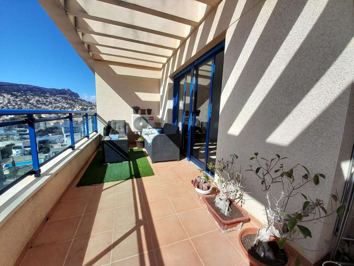 Luxury triplex penthouse with magnificent sea views in Calpe (Costa Blanca)