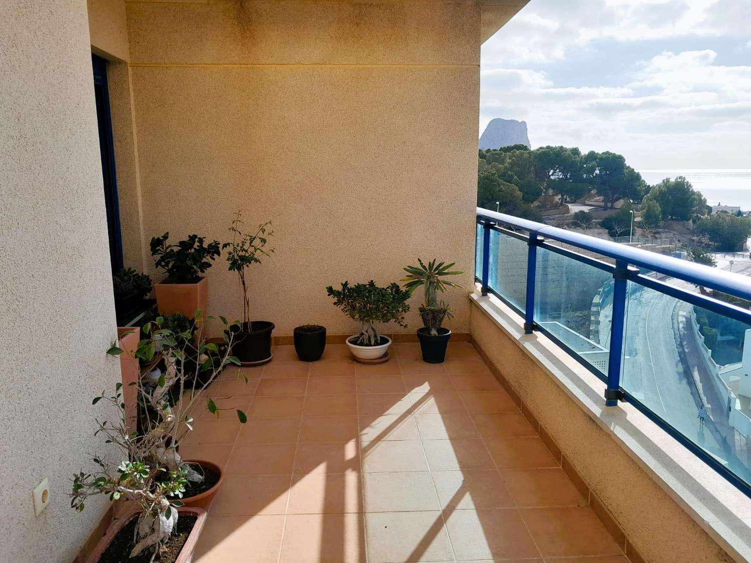 Luxury triplex penthouse with magnificent sea views in Calpe (Costa Blanca)