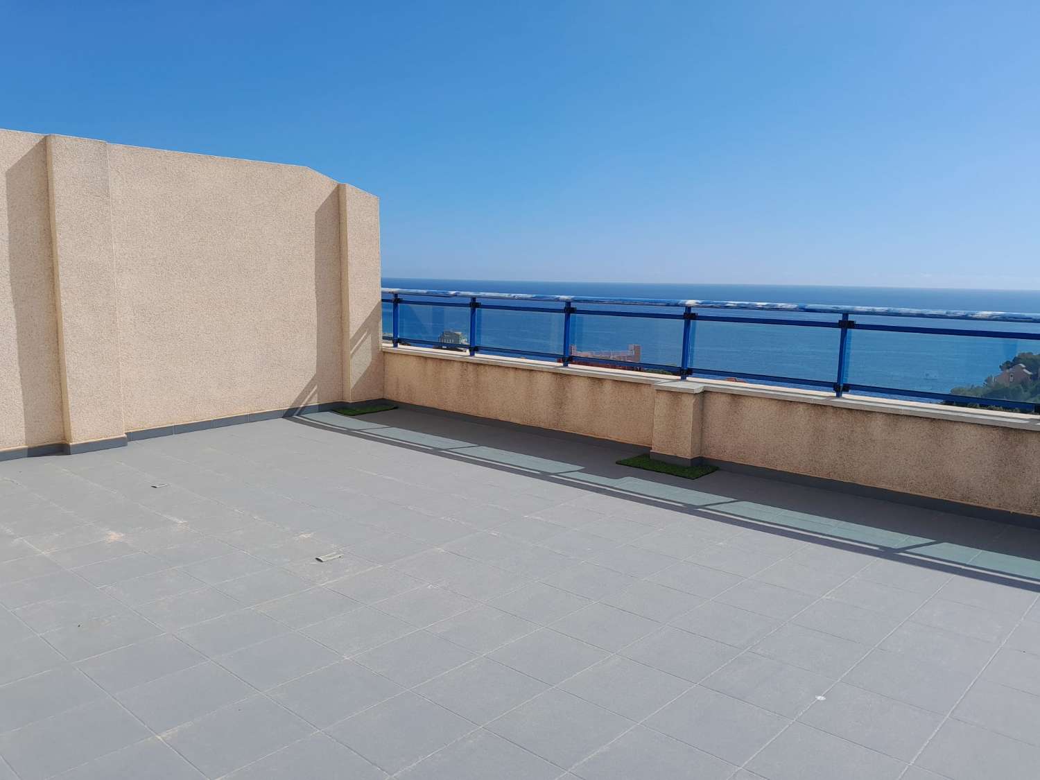 Luxury triplex penthouse with magnificent sea views in Calpe (Costa Blanca)