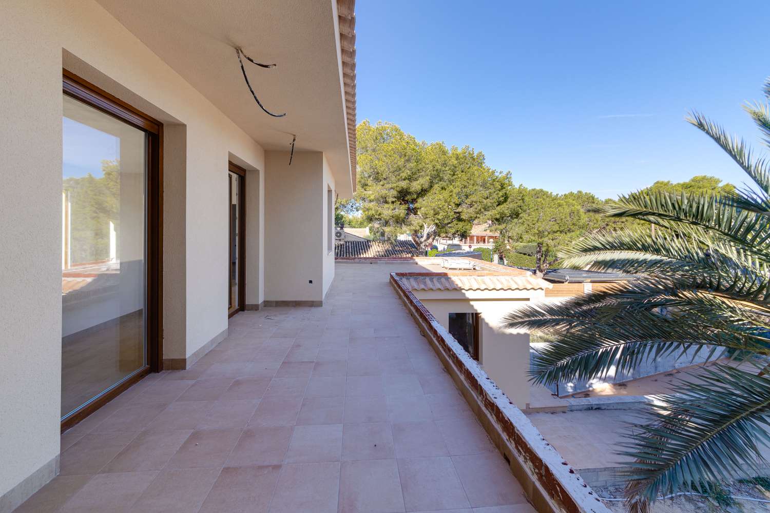 Luxury villa under construction in Punta Prima-Orihuela Costa 400 m from the beach (Costa Blanca South)