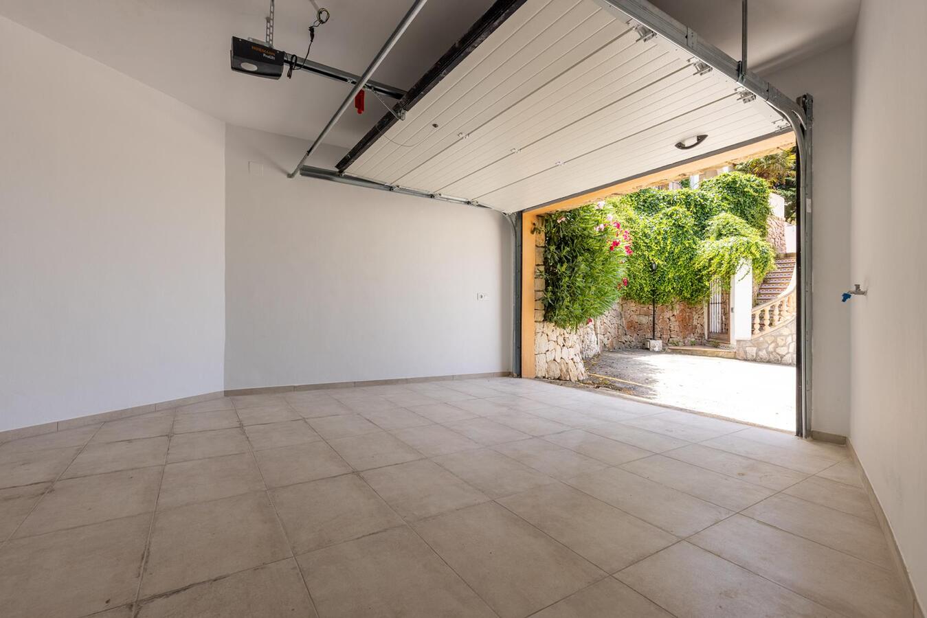 VILLA MIT PANORAMA-MEERBLICK ZU VERKAUFEN IN EL PORTET IN MORAIRA