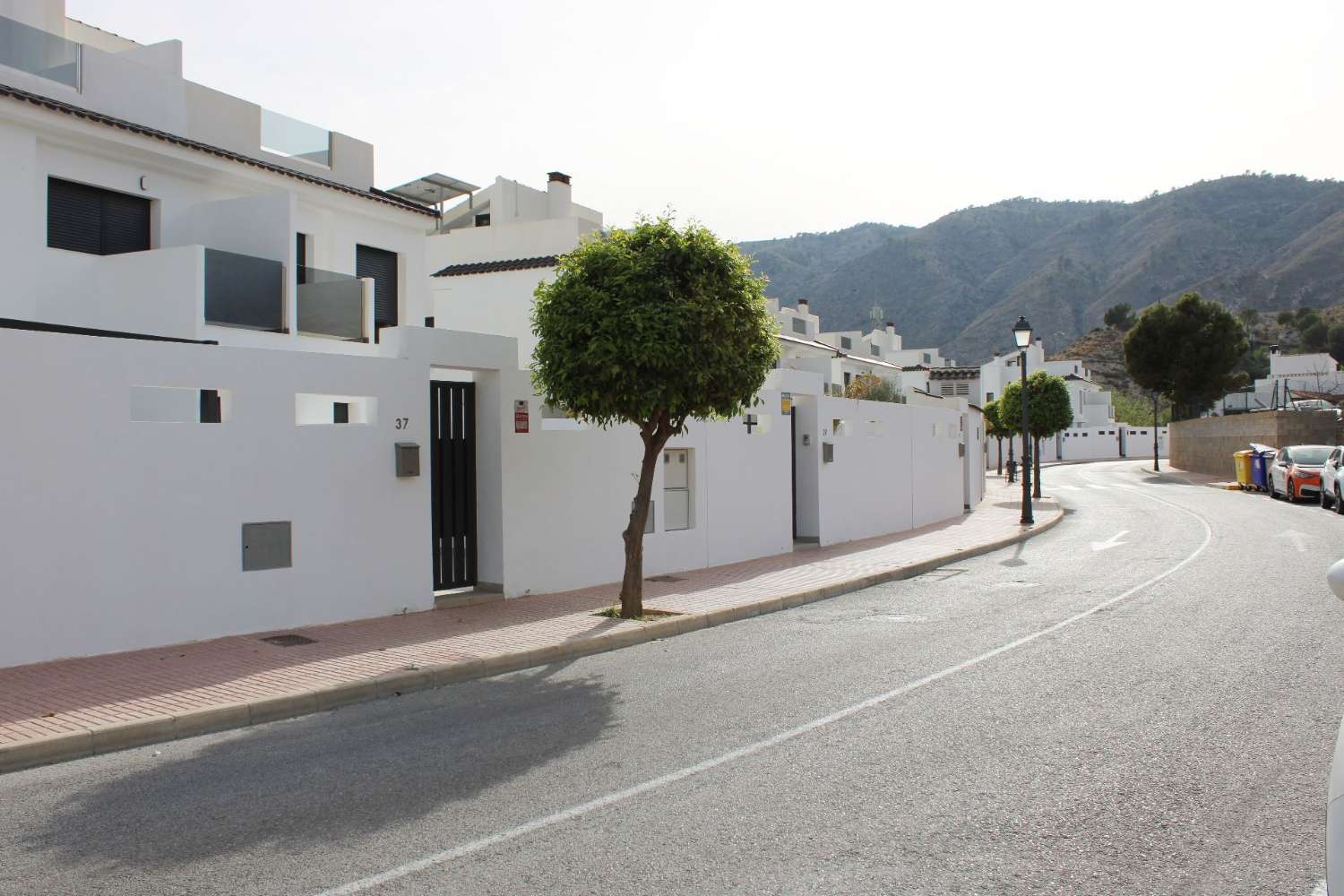 Semi-detached chalet for sale in Orxeta (Alicante)