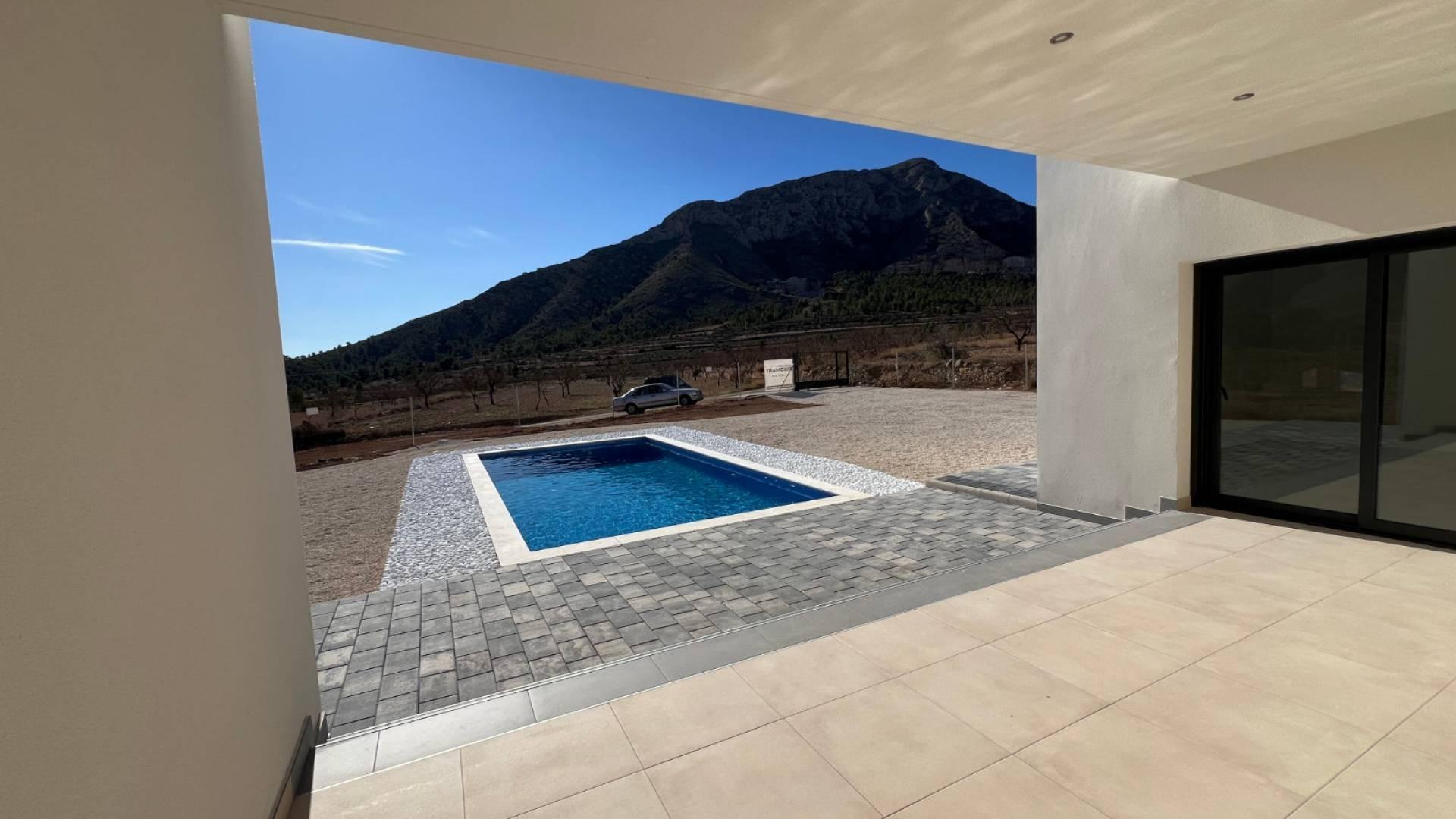 Villa for sale in Hondón de las Nieves