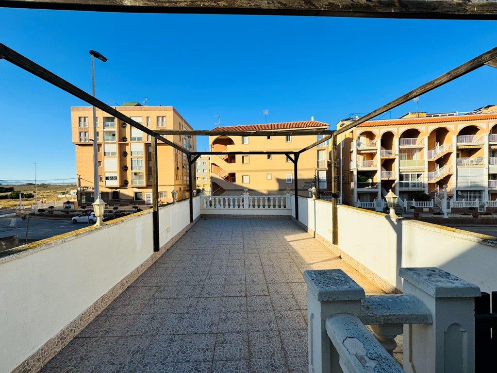 3 slaapkamer appartement met 26 m2 terras en zuid oriëntatie (inclusief chill out) Costa Blanca Zuid