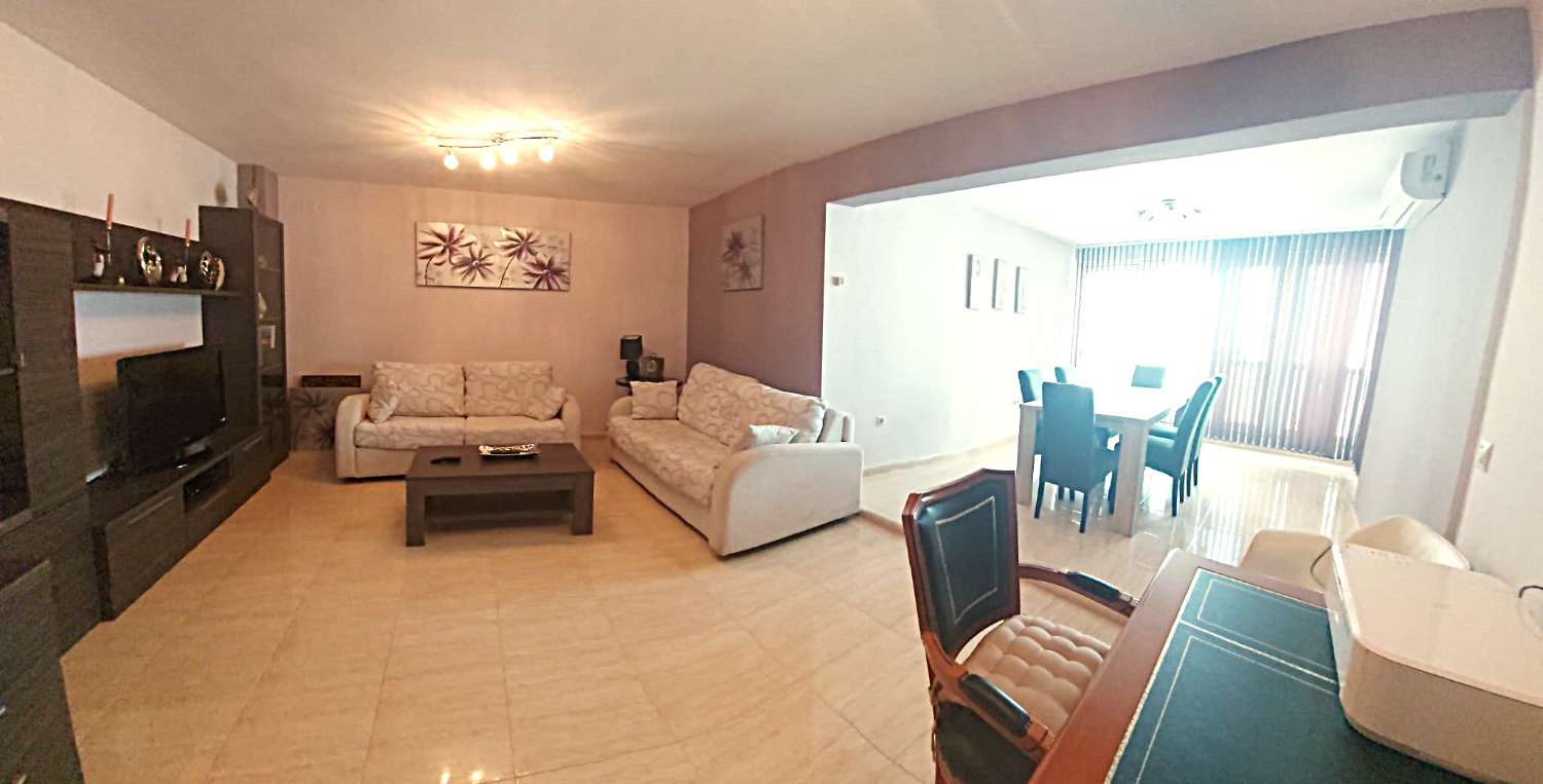 Apartamento 2 dormitorios en primera línea de playa Arenal en Calpe (Costa Blanca)