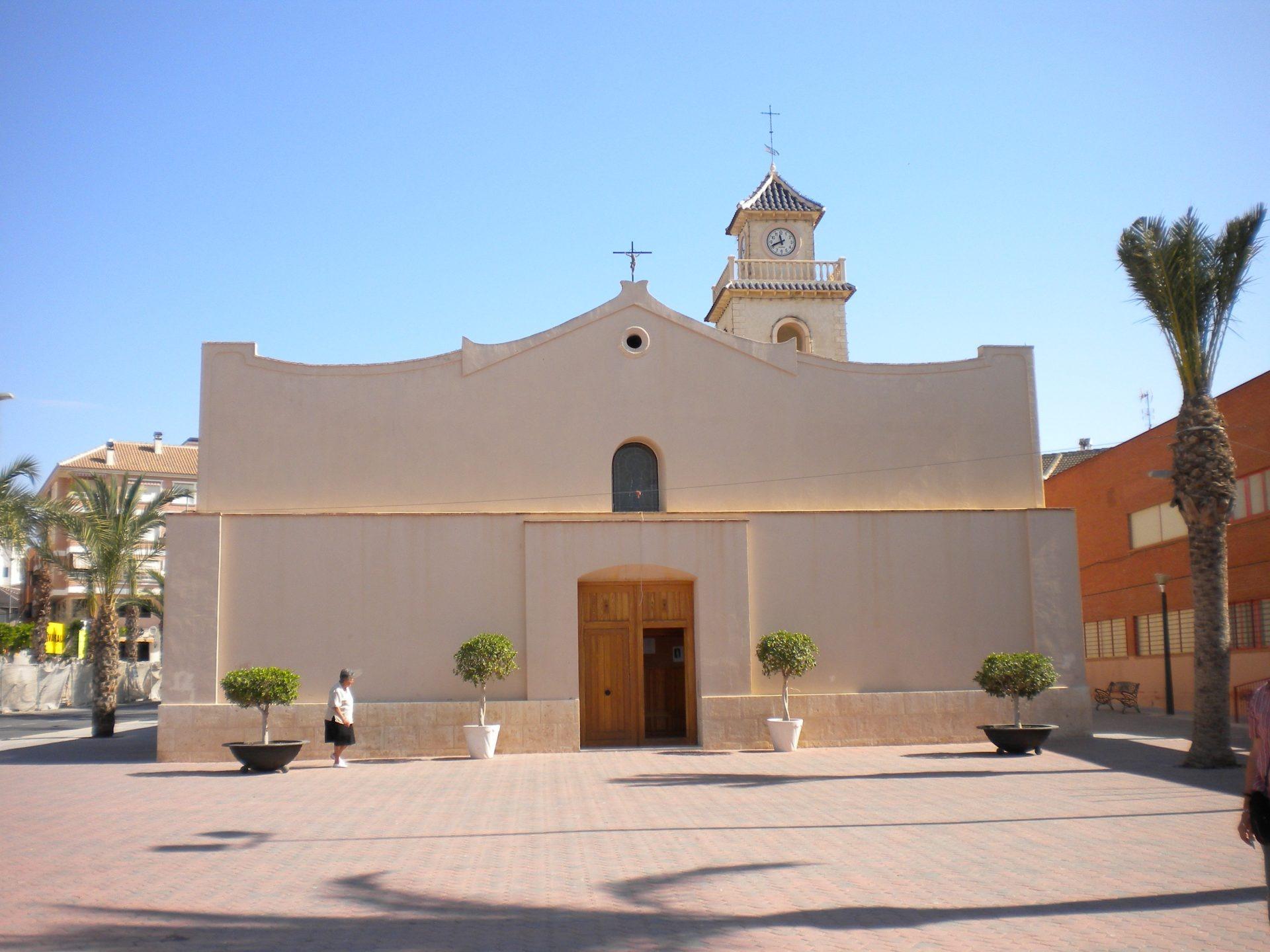 Vila en venda in Los Montesinos