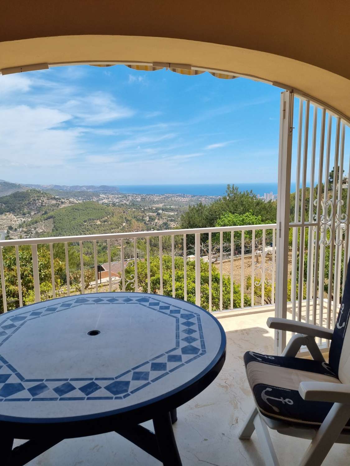 Vrijstaande villa met zeezicht in Calpe (Costa Blanca)