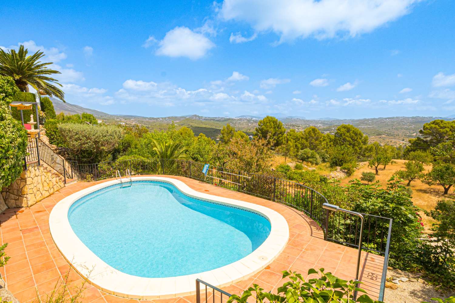 Gerenoveerde vrijstaande villa met panoramisch uitzicht in Calpe (Costa Blanca)