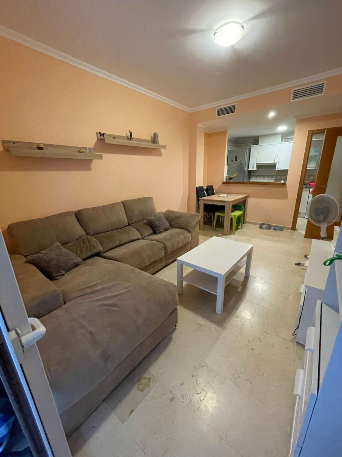 2 bedroom apartment with parking 300 m away. from the beach in Calpe (Costa Blanca)