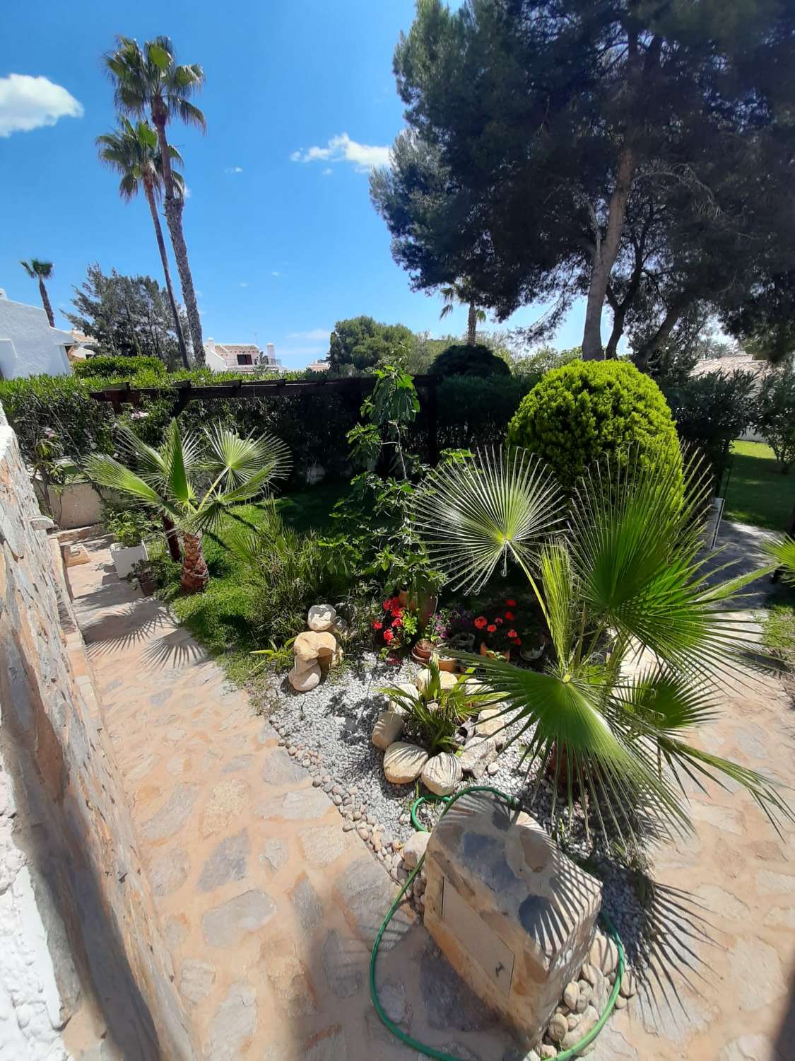 Detached villa 4 bedrooms 400 m from the beach in Orihuela Costa (Costa Blanca South)