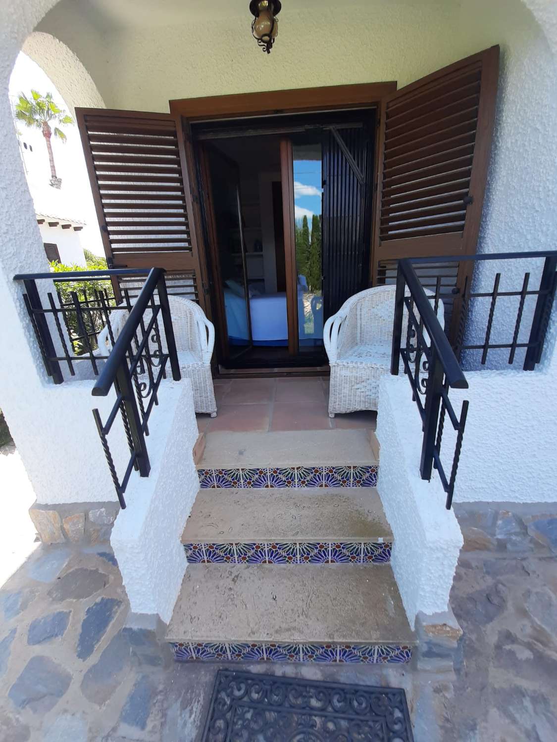 Detached villa 4 bedrooms 400 m from the beach in Orihuela Costa (Costa Blanca South)