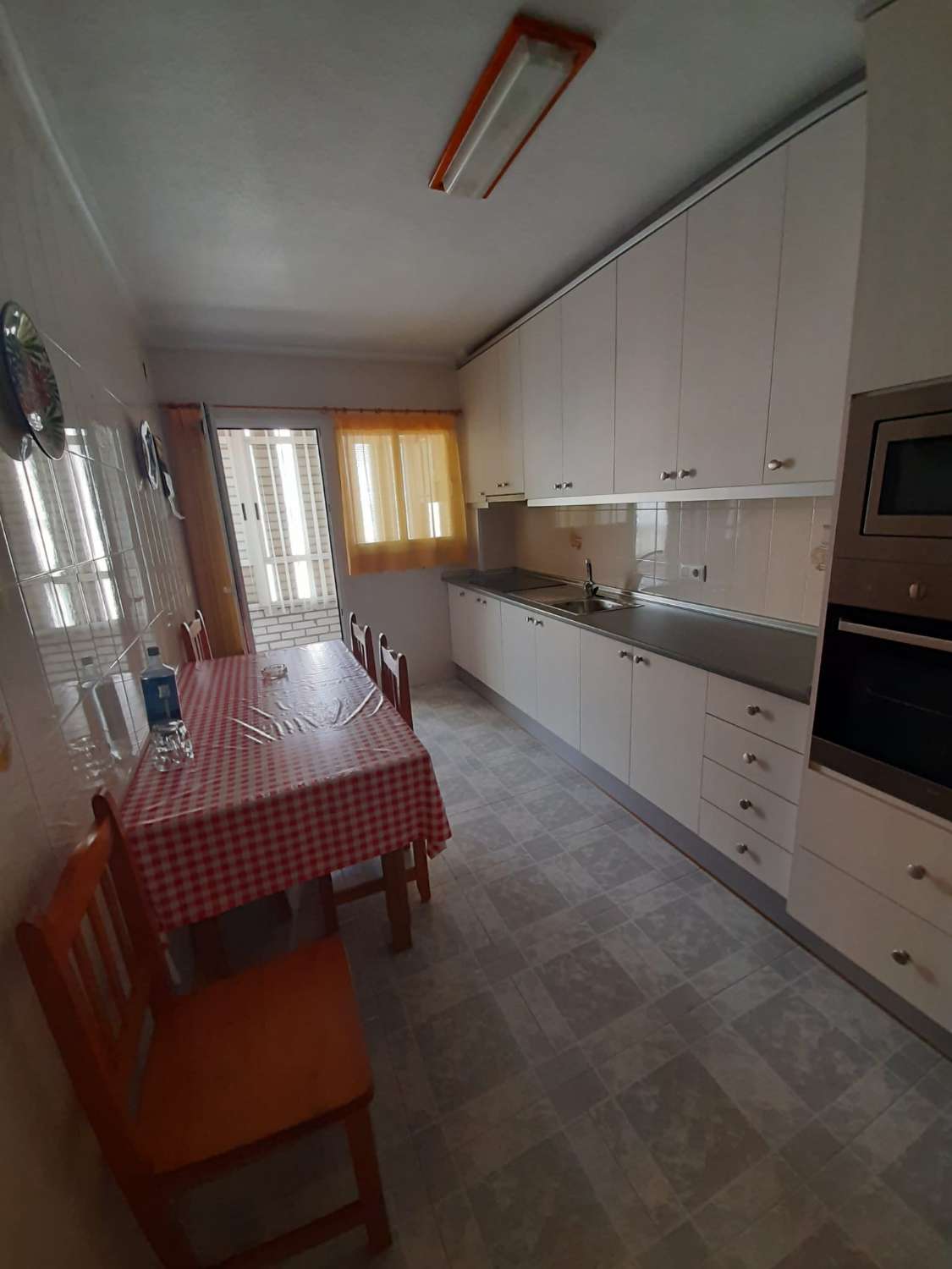 Apartment 3 bedrooms and 2 bathrooms 300 m from the beach in Torrevieja (Costa Blanca South)