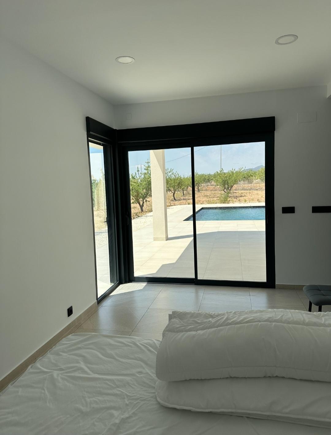 Villa en venta en Pinoso