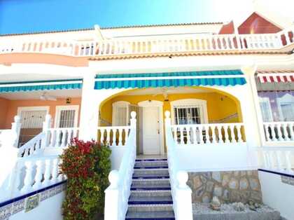 3 bedroom semi-detached duplex bungalow with communal pool in Benijofar (Alicante)