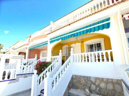 3 bedroom semi-detached duplex bungalow with communal pool in Benijofar (Alicante)