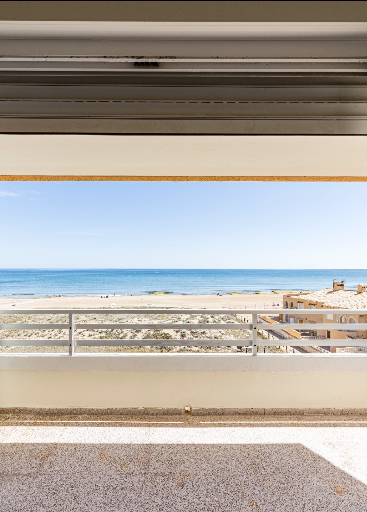 Apartment with sea views in La Mata-Torrevieja (South Costa Blanca)