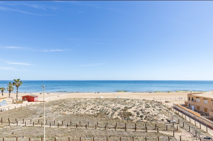 Apartamento con vistas al mar en La Mata-Torrevieja (Costa Blanca Sur)