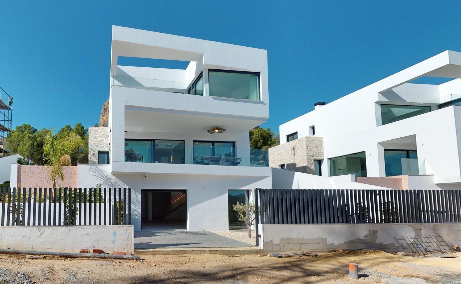 Villa en venta en Polop