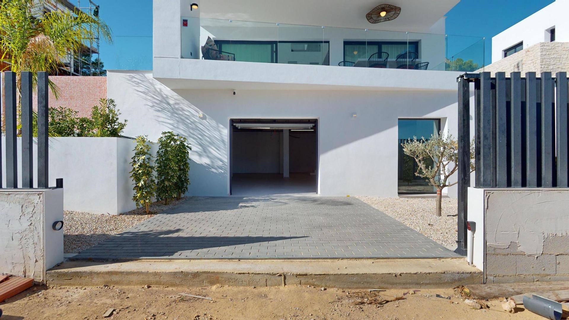 Villa for sale in Polop