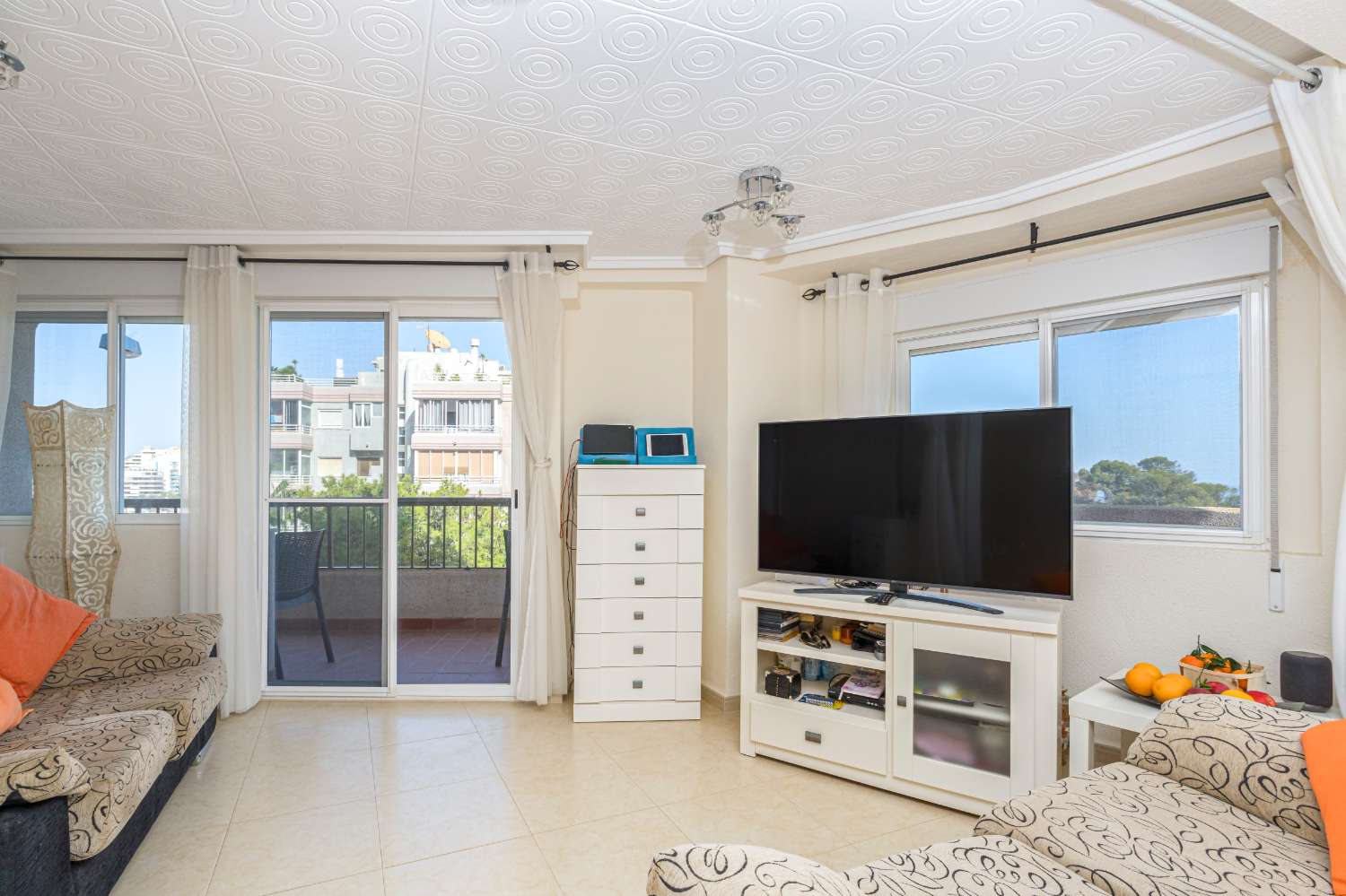 Apartamento reformado con vistas mar en Calpe (Costa Blanca)