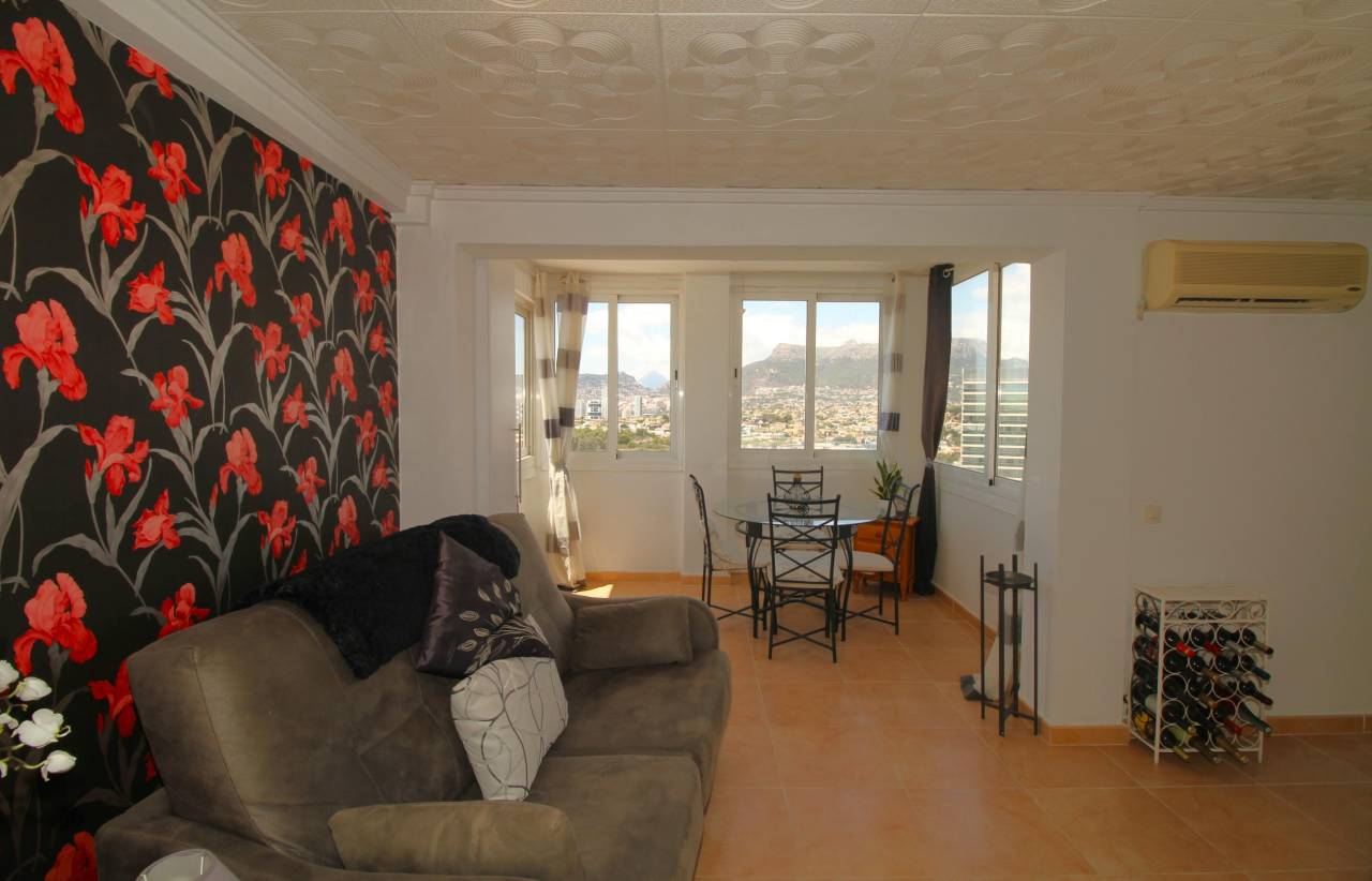 Apartamento 2 dormitorios con vistas mar en Calpe (Costa Blanca)