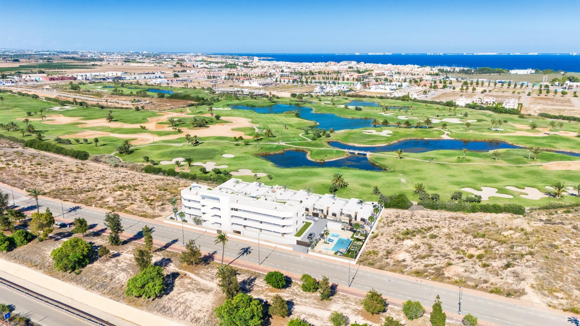 Villa en venta en Los Alcázares