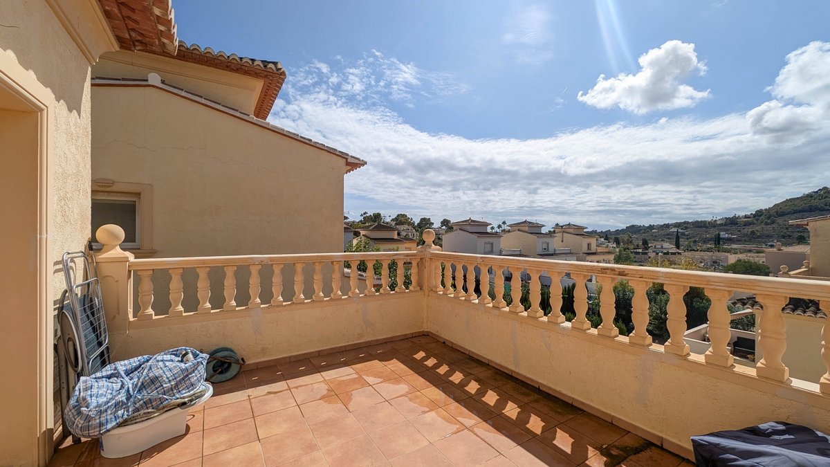 Ruime bungalow met uitzicht op de bergen te koop in Calpe (Costa Blanca Noord)