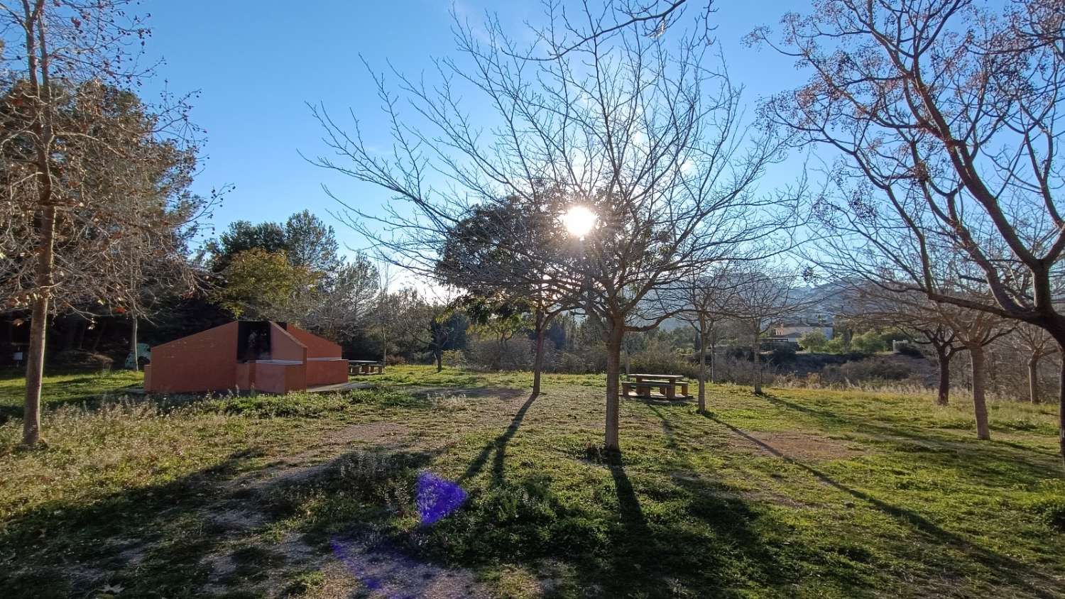 Stadthaus mit Gemeinschaftspool, Garage und Garten in Calpe (Costa Blanca)