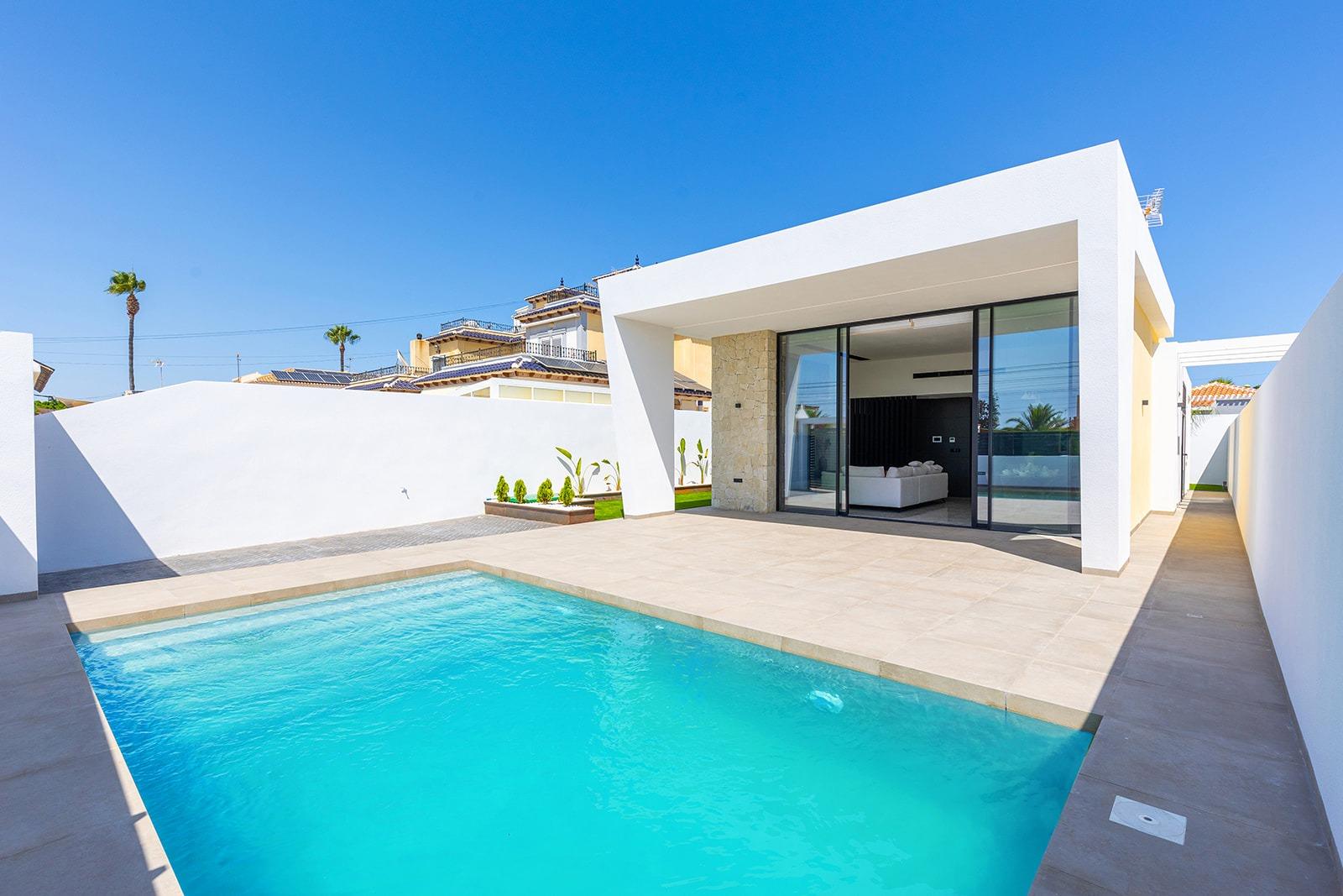 Villa for sale in Torrevieja