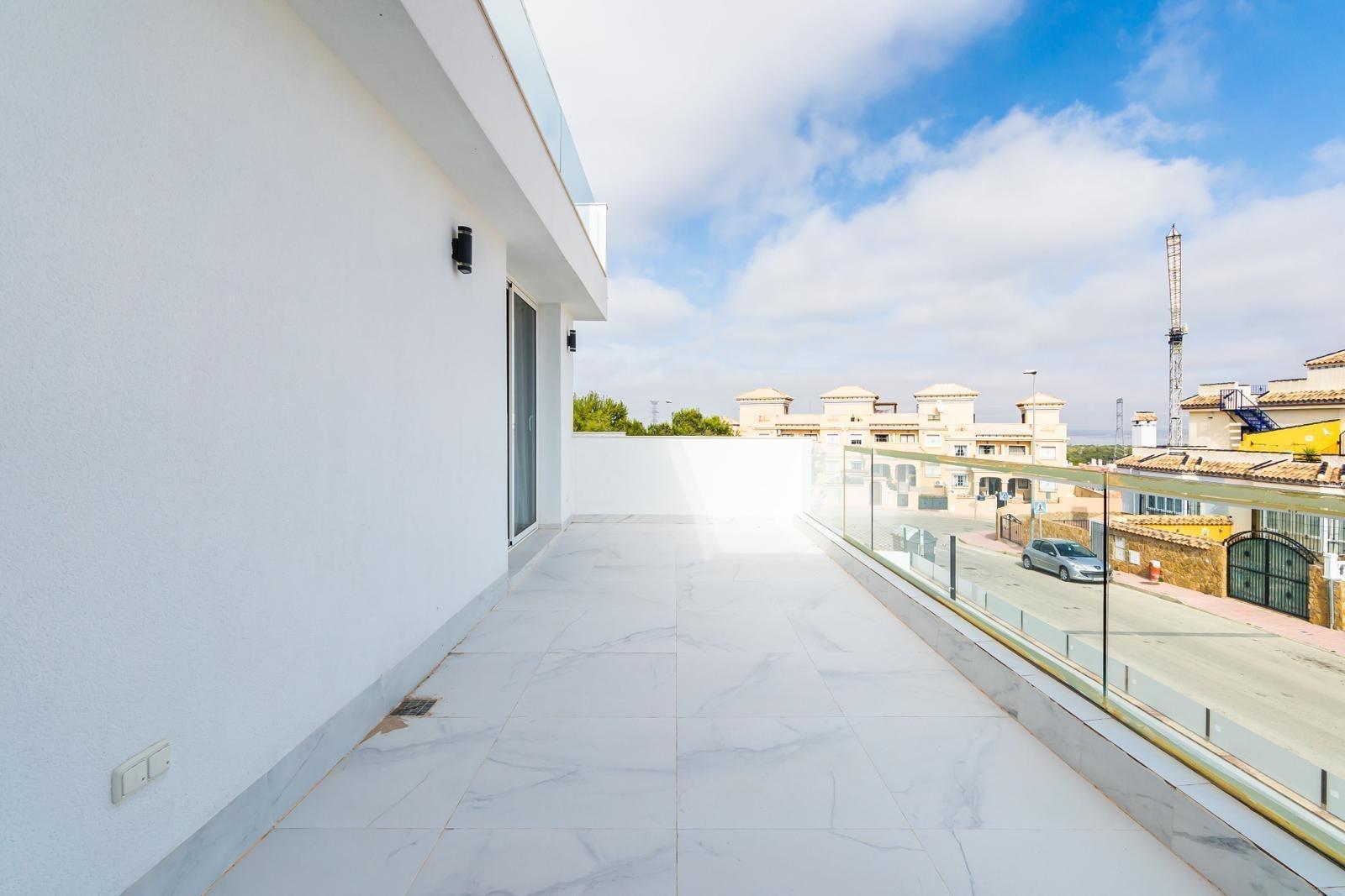 Villa en venta en Orihuela Costa