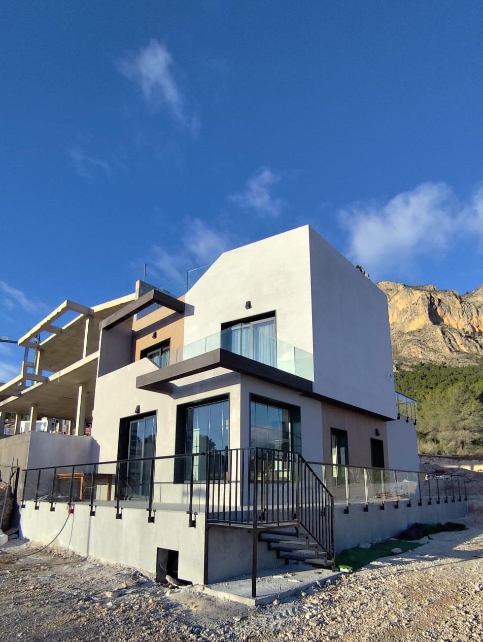 Villa en venta en Polop